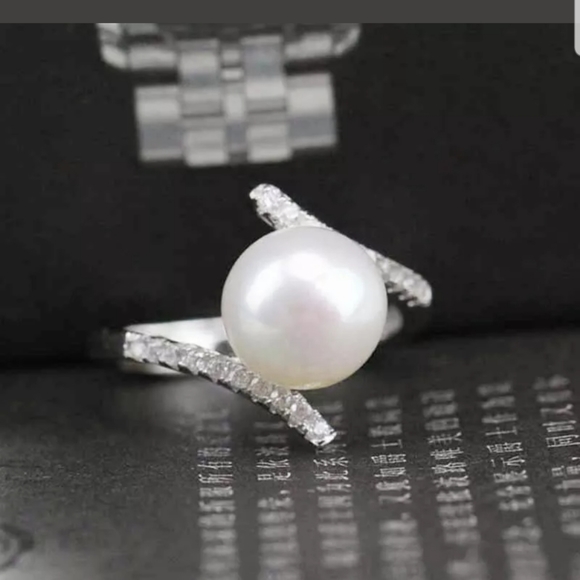 Jewelry - New beautiful stamped sterling white pearl ring